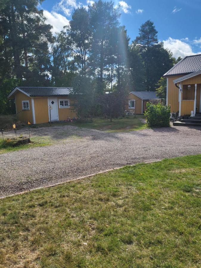 Tanten i Tumbo Hus på landet med utsikt Kvicksund Exteriör bild